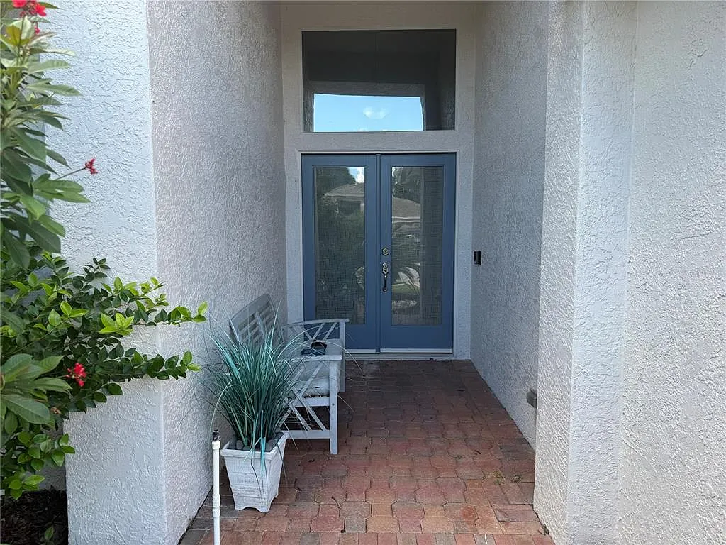 4 bed, 3.0 bath, 1873 sqft, $3,500 — Photo 4