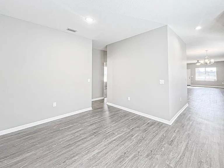 3412 Cup Dr — Photo 3