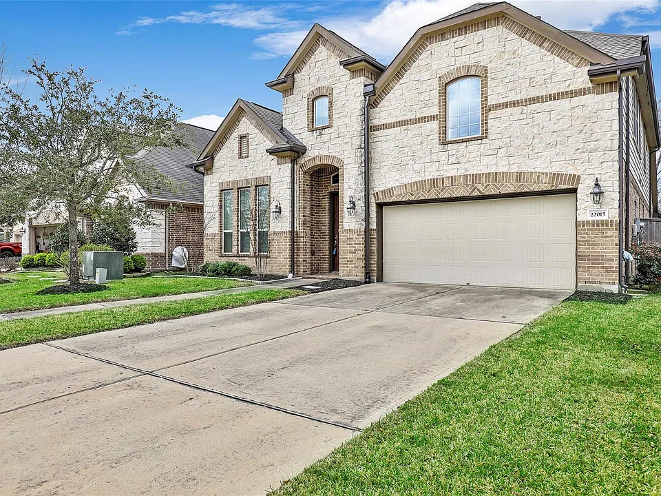 22015 Rustling Springs Dr