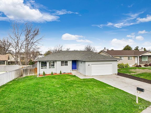 4th image of 851 Trotter Dr