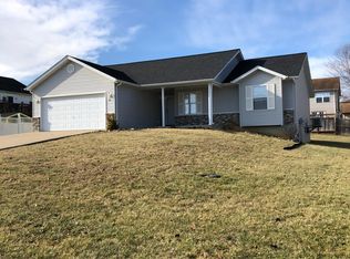 21 Hamlet Dr, Troy, MO 63379