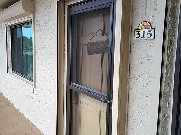 5th image of 760 S Brevard Ave APT 315