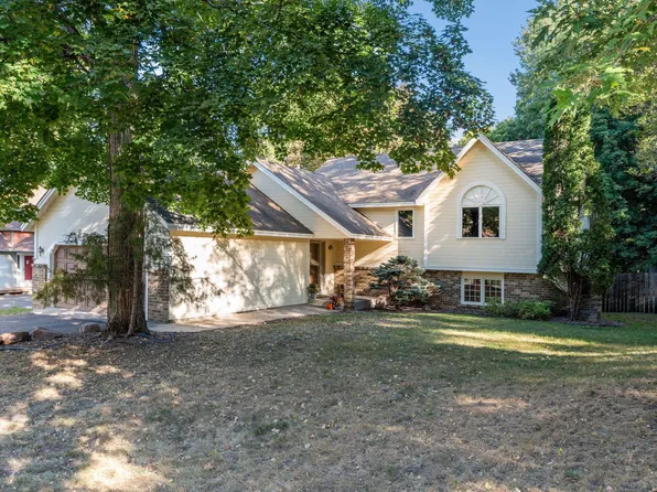 3214 Spruce Trl SW, Prior Lake, MN 55372