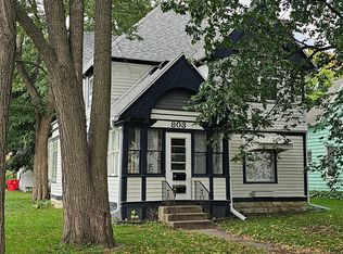 803 1st St SE, Rochester, MN 55904