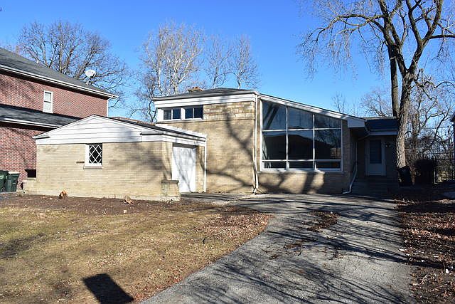 1st image of 6615 N Kostner Ave