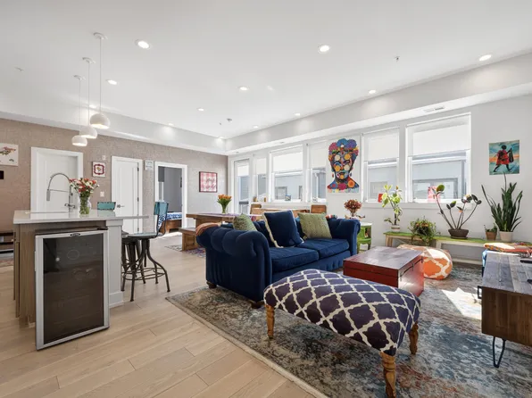 1444 Ogden St NW #302, Washington, DC 20010