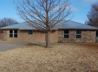 1810 Ricky St, Granbury, TX 76049
