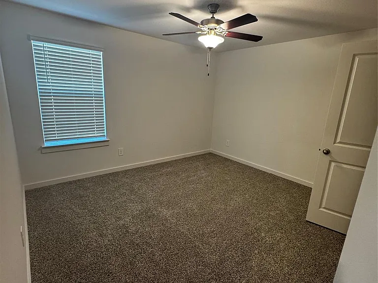 6107 Jasper Hill Dr — Photo 5