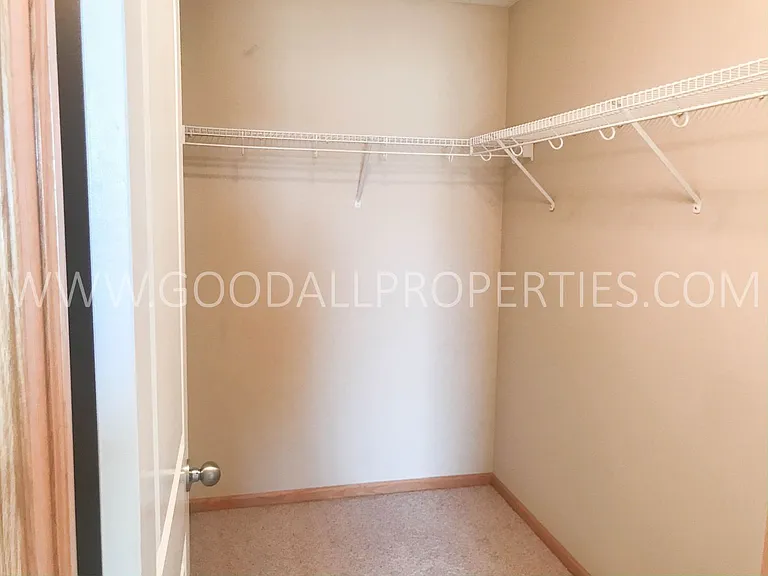 15305 Townsend Ave — Photo 11