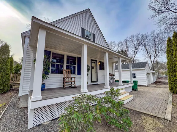 21 Pine Street, Fremont, NH 03044