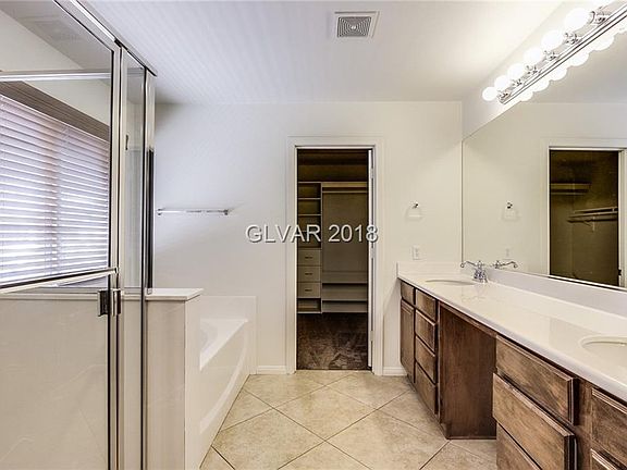 4th image of 11231 Tuscolana St