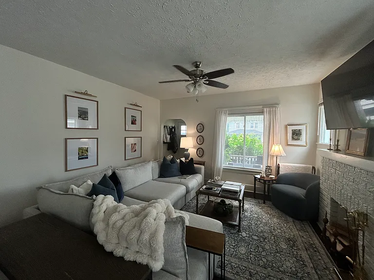 1293 Warren Rd — Photo 10