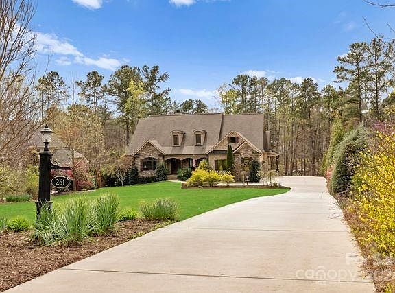 3rd image of 261 Cove Creek Loop