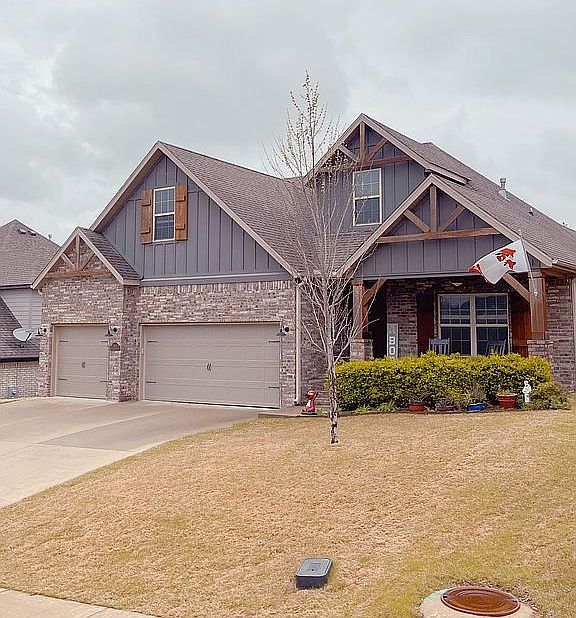 1st image of 4403 SW Butterfly Rd