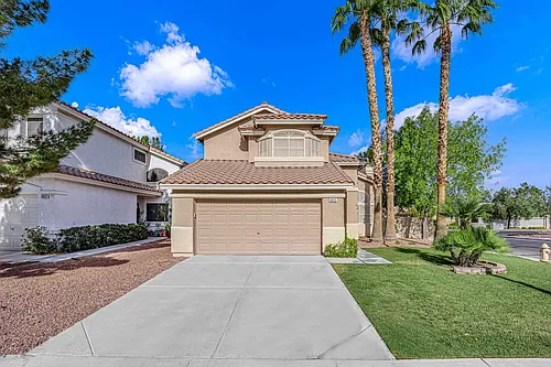 8915 Sandy Slate Way Photo 1