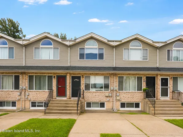 78 Confederation Pl, Staten Island, NY 10303