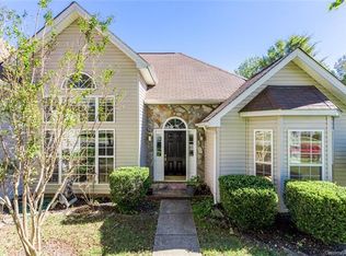 9142 Swallow Tail Ln, Charlotte, NC 28269