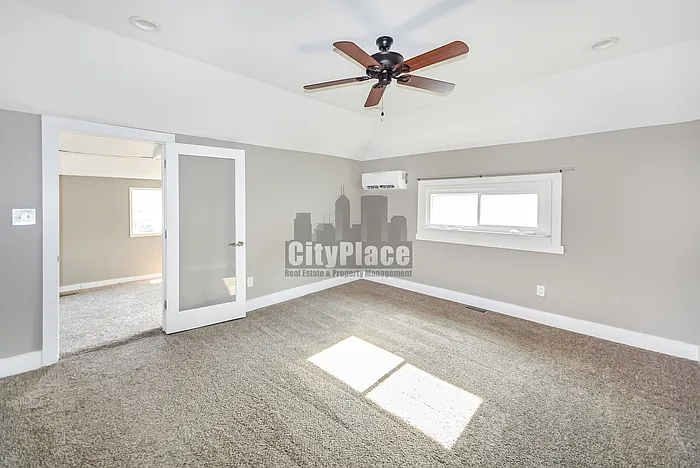 1548 Lexington Ave — Photo 25
