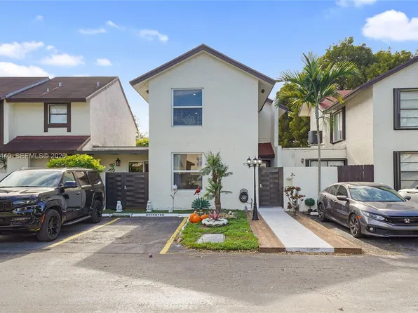 10310 NW 5th Ter #4-26, Miami, FL 33172
