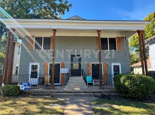 1121 N Bishop Ave #C, Dallas, TX 75208