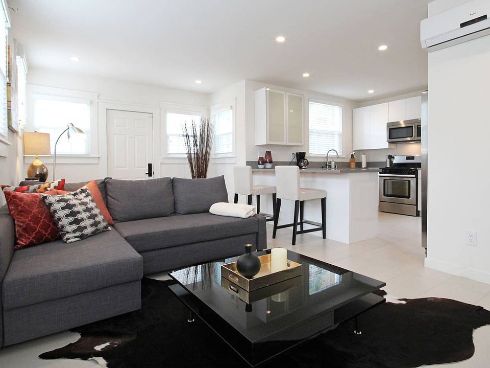 1st image of 151 W Kalmia St APT 1