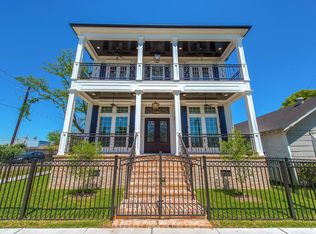 1043 W 7th St, Houton, TX 77007