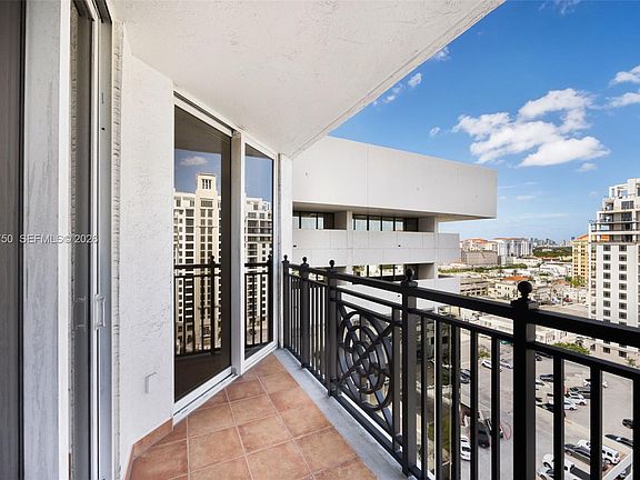 3rd image of 357 Almeria Ave APT 1507