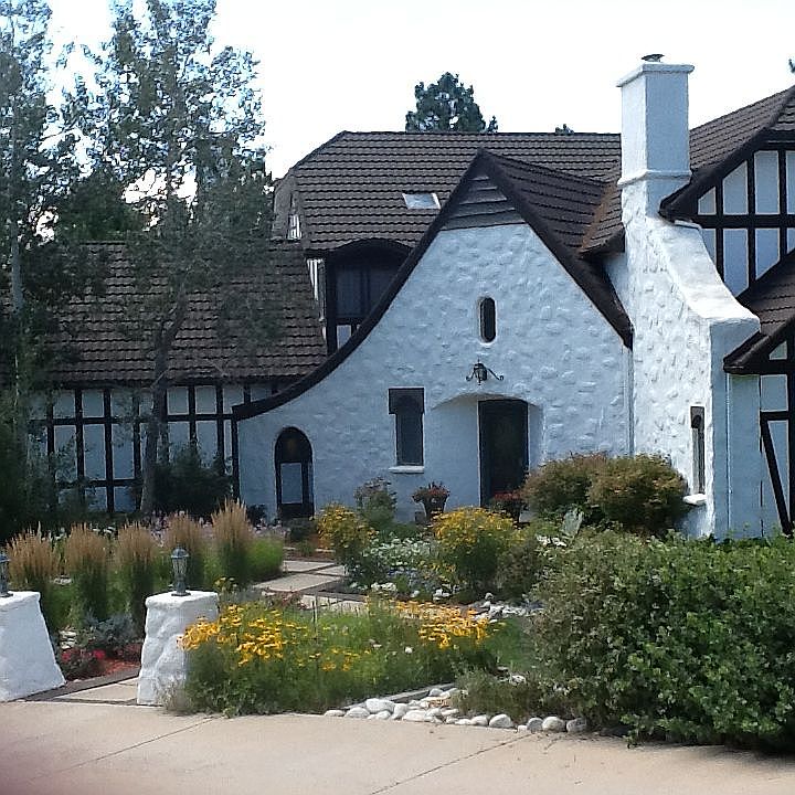 1st image of 8077 S Millbrook Way