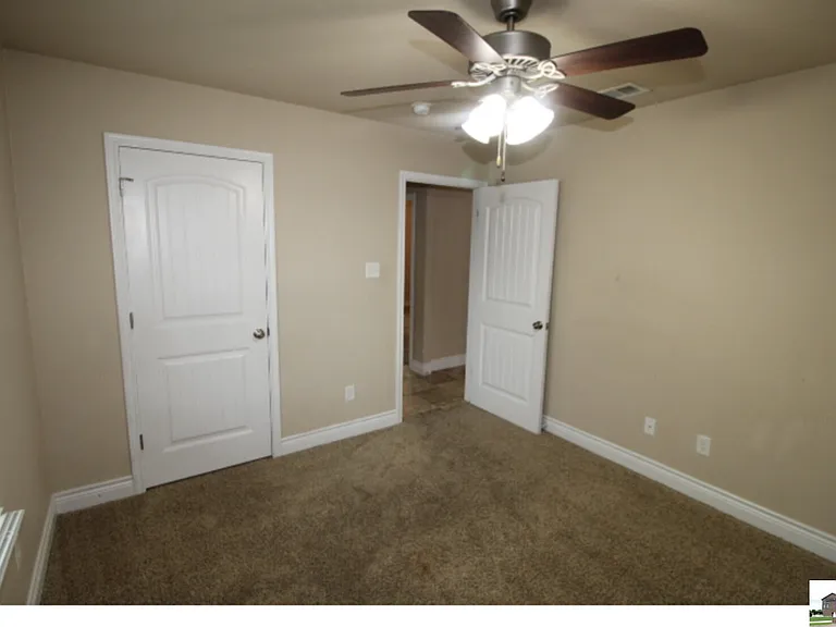 1128 Pheasant Cir — Photo 26