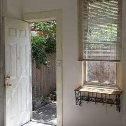 2nd image of 3112 Haverford Ave