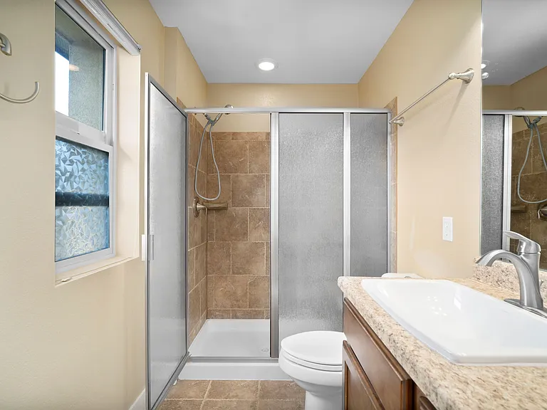 572 S Vance Ct — Photo 13