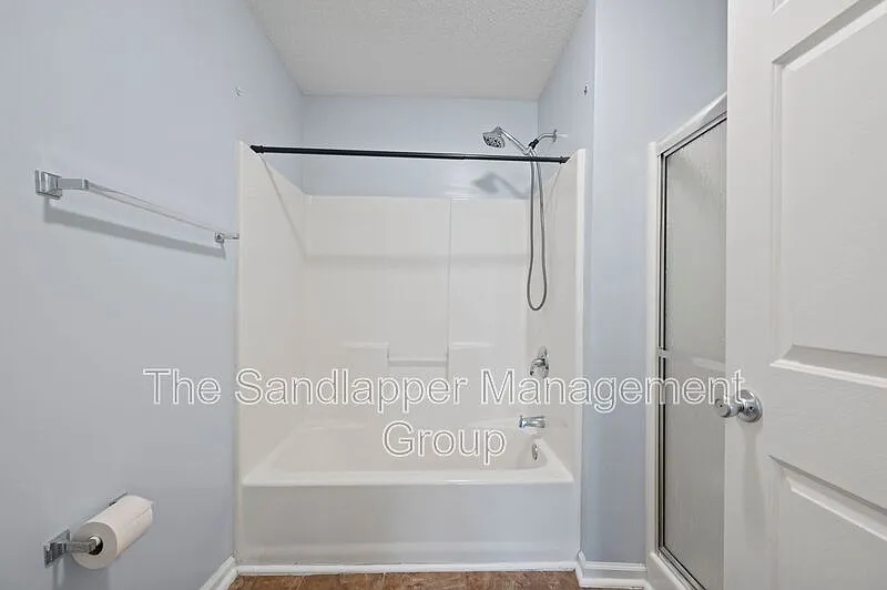 Building Photo - 1320 Pinnacle Ln