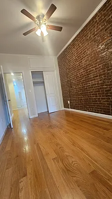 Bedroom, photo 2