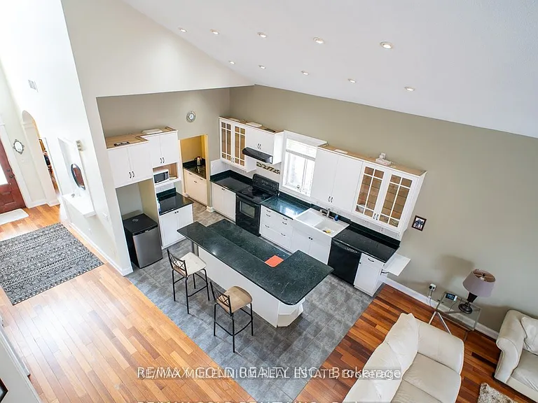 8905 McGarry Dr — Photo 8