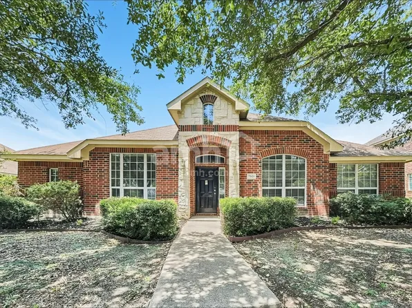7501 Providence Dr, Rowlett, TX 75089