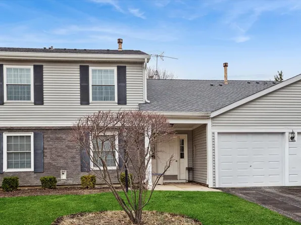 303 Newport Ln APT D2, Bartlett, IL 60103