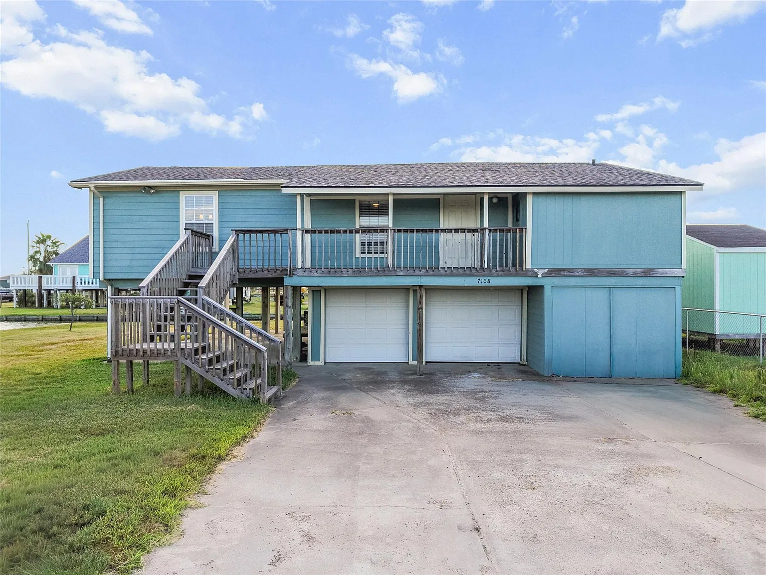 2 bed, 1.5 bath, 1200 sqft, $2,000 — Photo 2