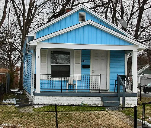 1301 Lillian Ave Photo 1