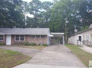 2120 N Fernwood Dr, Savannah, GA 31404