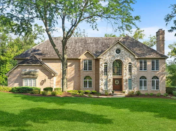 9 Forest Ln, South Barrington, IL 60010