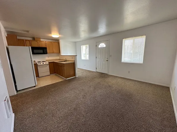 1152 SW 17th St Unit 1-12, Redmond, OR 97756