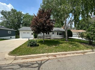 510 6th St SW, Plainview, MN 55964