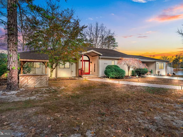 4344 Lake Nescochague Dr, Hammonton, NJ 08037