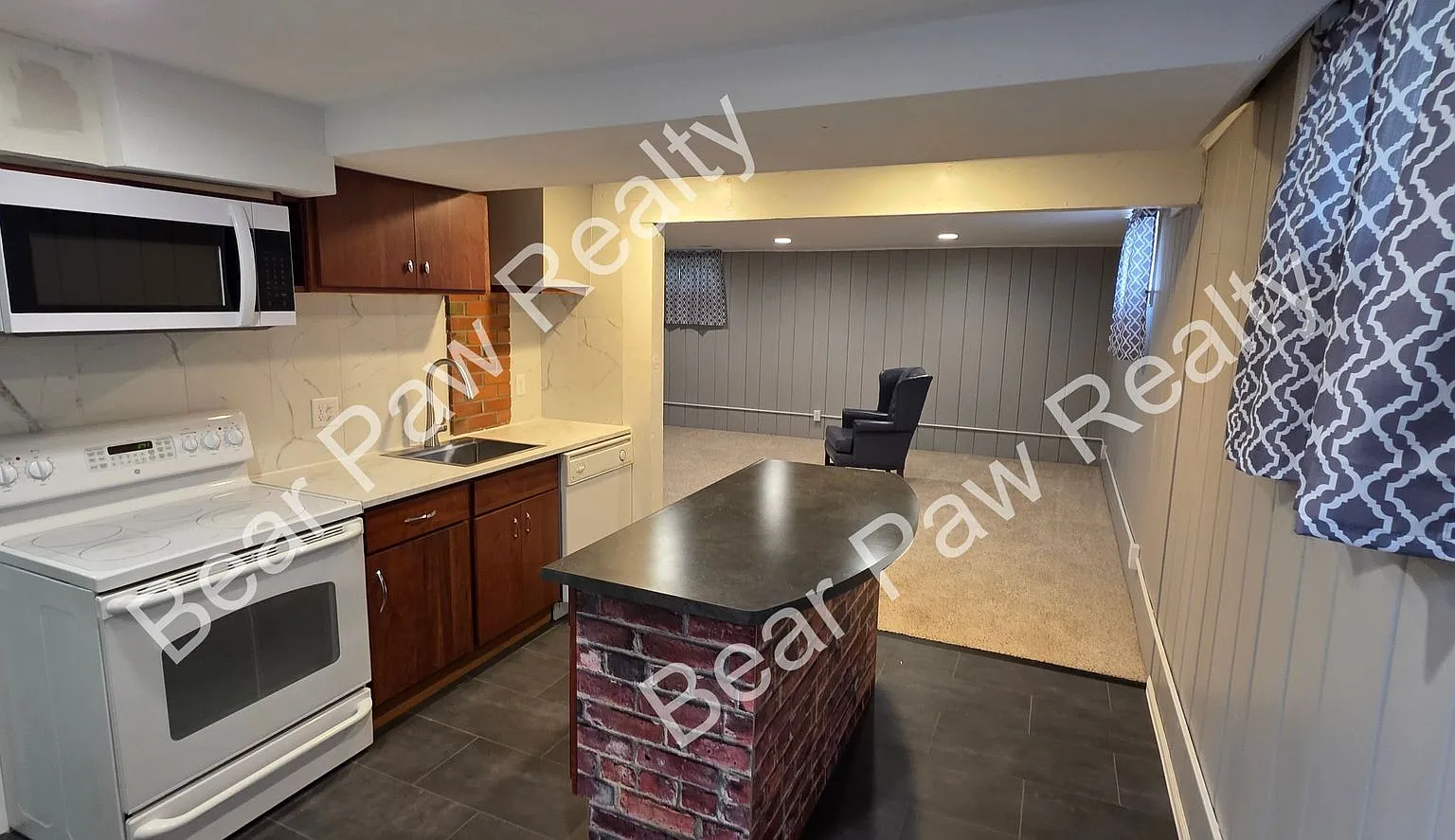 3512 Moore Ave BSMT — Photo 3