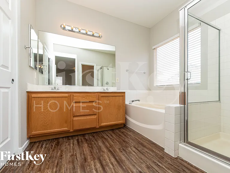 1527 Paradise Reef Ave — Photo 12