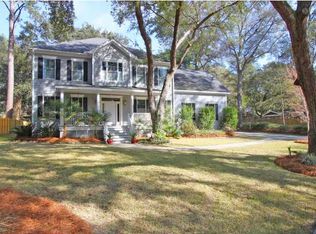296 Molasses Ln, Mount Pleasant, SC 29464