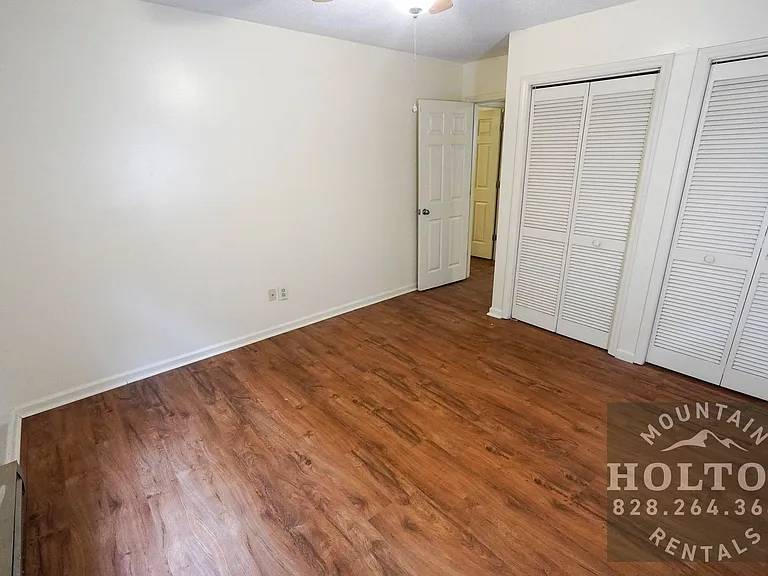 200 Pilgrams Way #21 — Photo 1