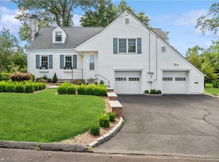 68 Ralsey Rd, Stamford, CT 06902