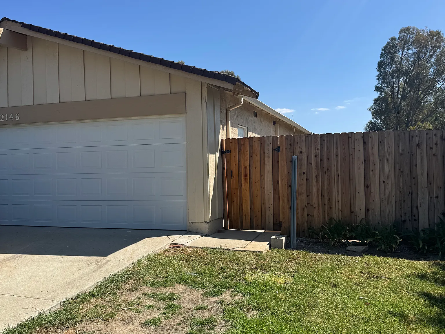 3 bed, 1436 sqft, $4,250 — Photo 2