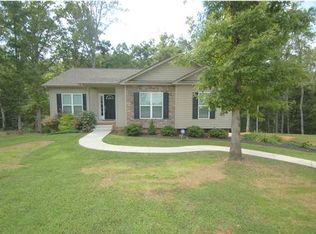 7398 Tiercel Dr, Ooltewah, TN 37363